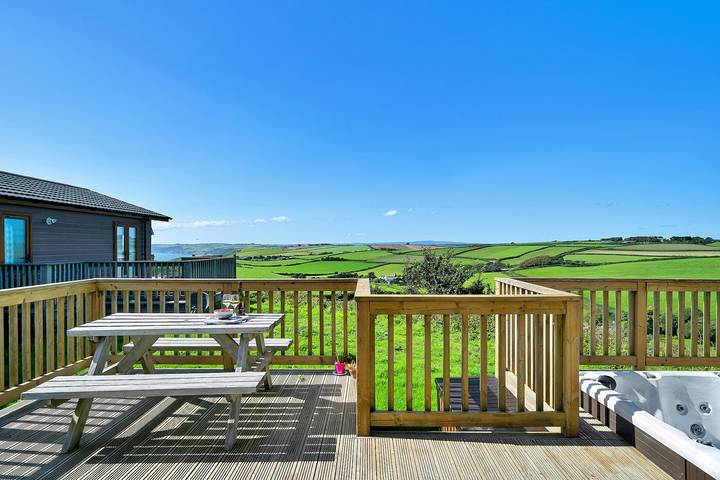 Ferienhaus für 6 Personen, mit Terrasse und Pool sowie Whirlpool in Cornwall - 4