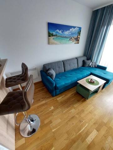 Ferienwohnung für 2 Personen, mit Ausblick und Terrasse in Budva