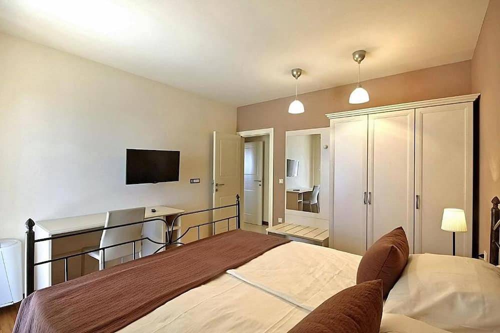Villa Bellavista Poletti, 6 persons, pool and panoramic sea view. in Visignano (Općina), Istria centrale