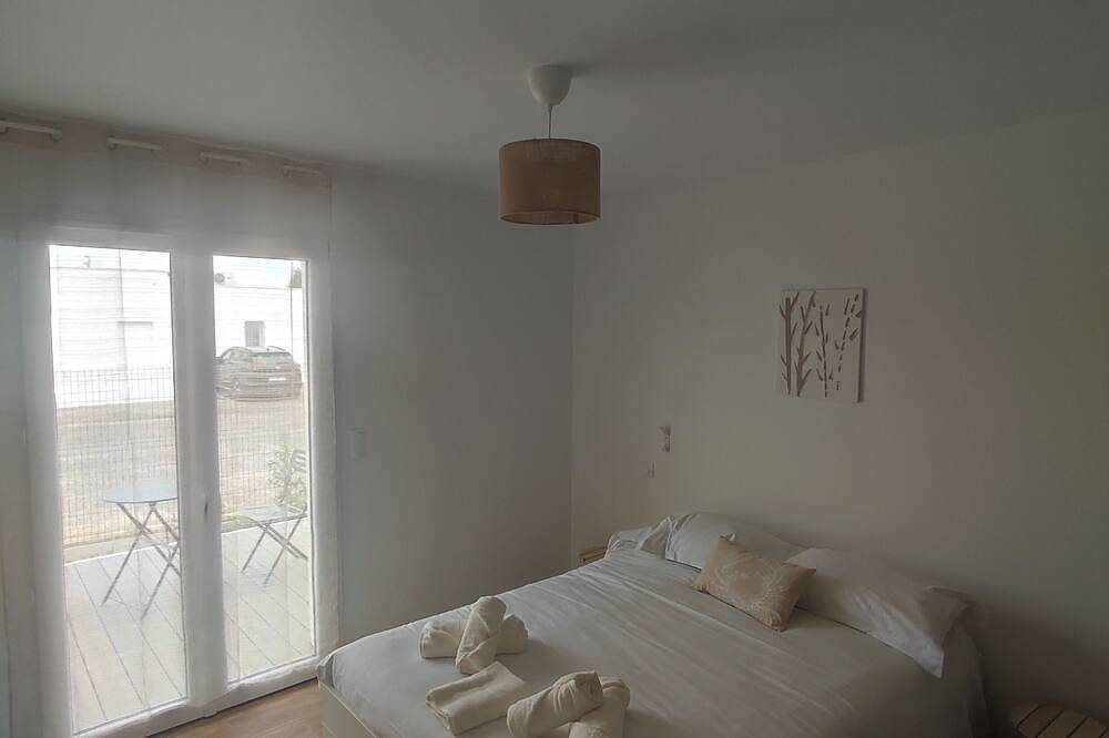 New high-end house with secure parking in Bègles, Región de Burdeos