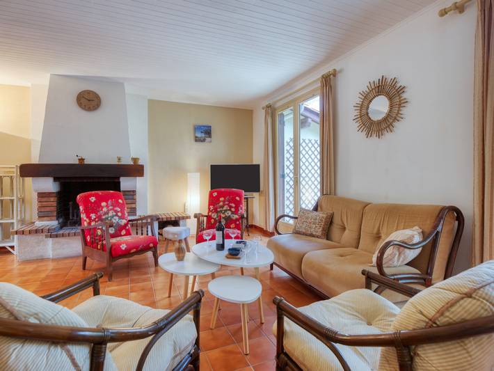 Location de vacances pour 8 personnes, avec terrasse et jardin à Carcans - 3