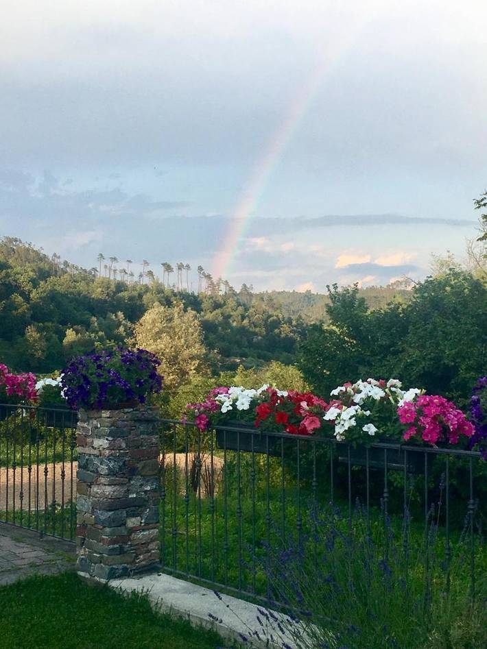 Location de vacances pour 2 personnes, avec terrasse et jardin à Pignone - 2