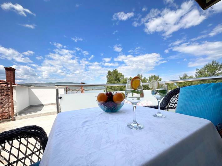 Ferienwohnung für 2 Personen, mit Terrasse auf Ciovo - 2