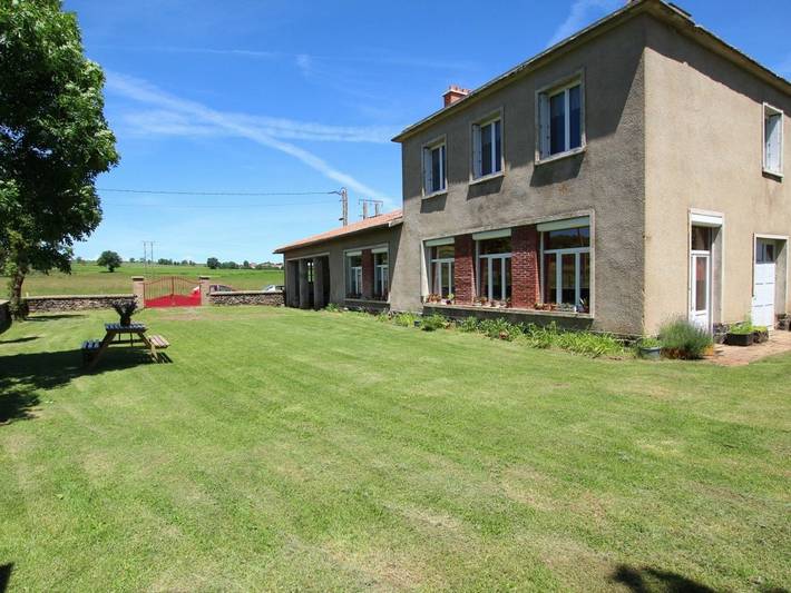 Gîte pour 6 personnes, avec jardin, animaux acceptés à Le Brignon