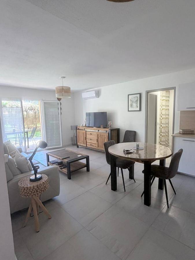 Appartement de vacances pour 4 personnes, avec jardin