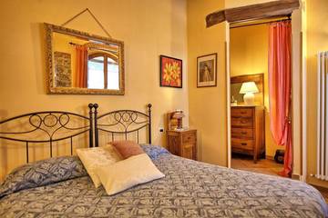 Villa for 7 People in San Gimignano, Siena Province, Photo 1