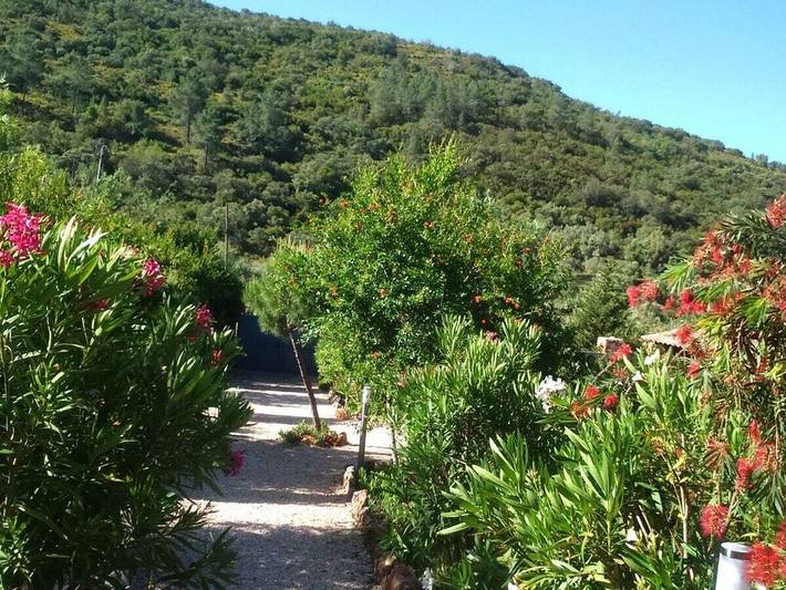 Casa de campo para 4 pessoas, com jardim no Algarve