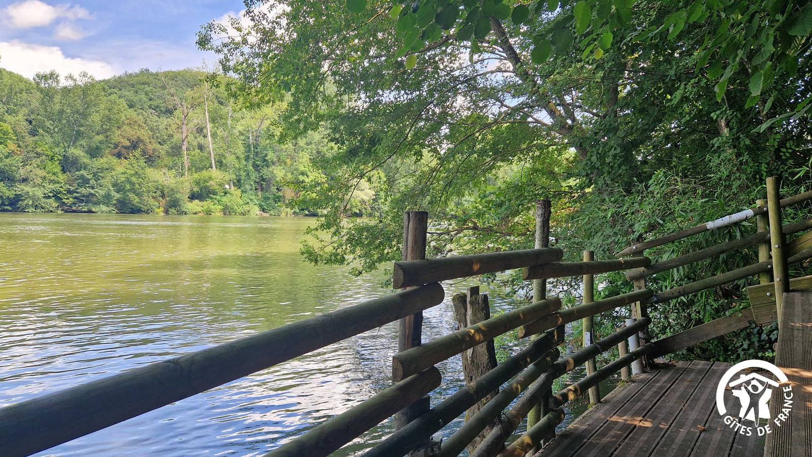 Entre rivière et bambous in Saint-Juéry (Tarn), Région d'Albi