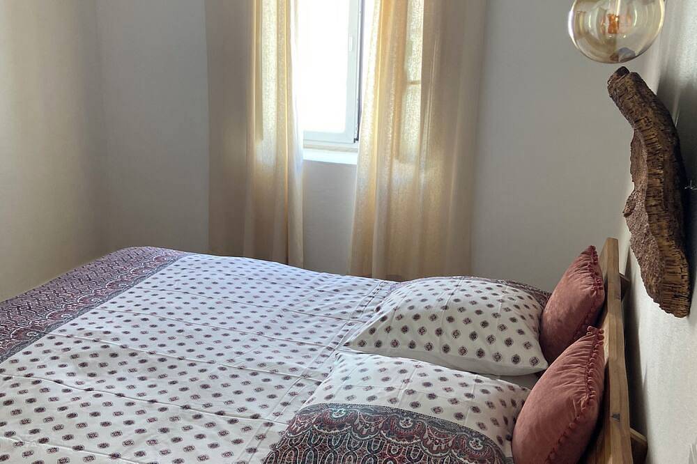 Casa da Oriola Maison Avec Piscine Dans un Petit Village Typique Dalentejo in Portel, Distrito de Évora