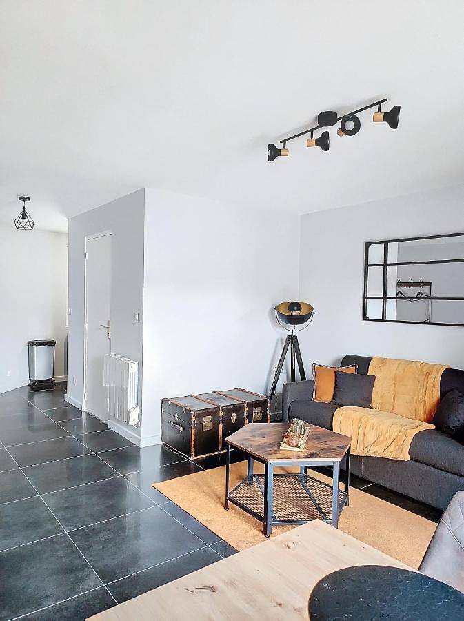 Gîte pour 2 personnes, avec terrasse à Oyonnax - 4