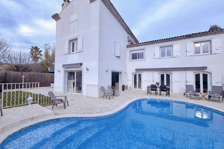 Villa pour 5 personnes, avec jacuzzi
