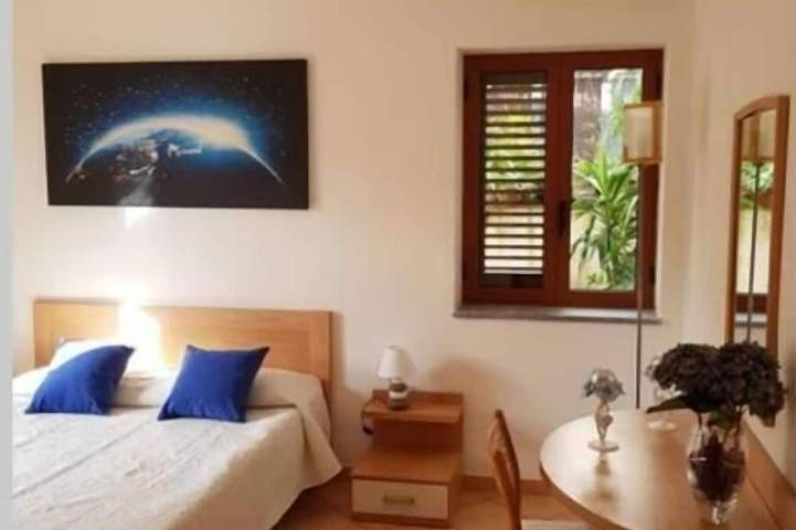 Ferienhaus für 4 Personen, mit Terrasse und Garten auf den Liparische Inseln - 2