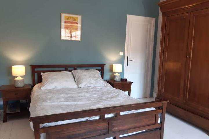 Charming house in a quiet location, 300 m from the sea in Lion-sur-Mer, Caen und Umgebung