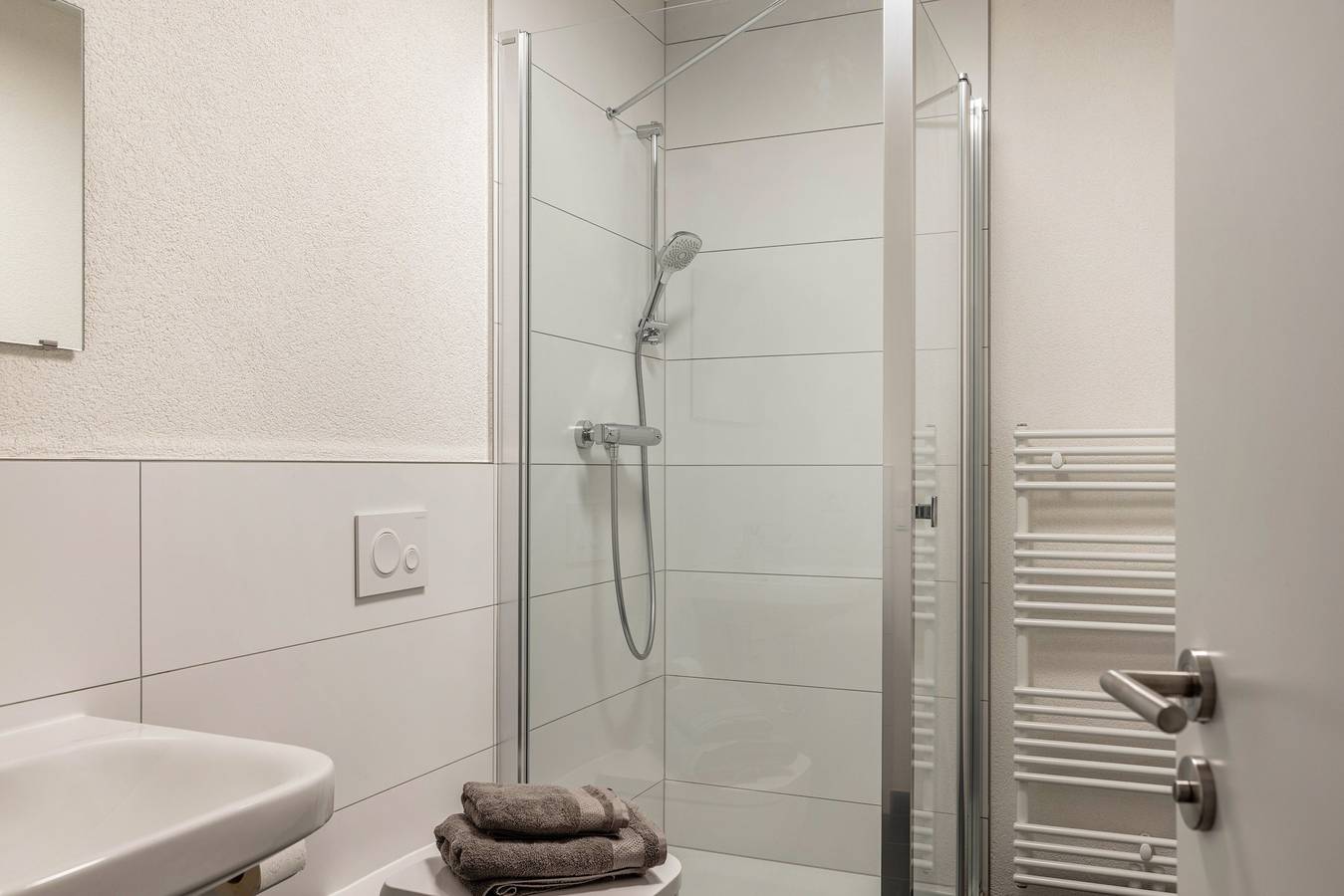 Haus Fuldablick 'Zimmer 3' mit Gemeinschaftsgarten und Wlan in Rotenburg an der Fulda, Hessisches Bergland