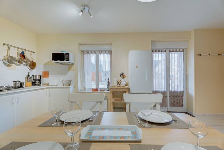 Appartamento intero, Appartamento 'Grain De Vanille' con terrazza privata e Wi-Fi in Saint-Benoit-des-Ondes, Baia di Mont-Saint-Michel