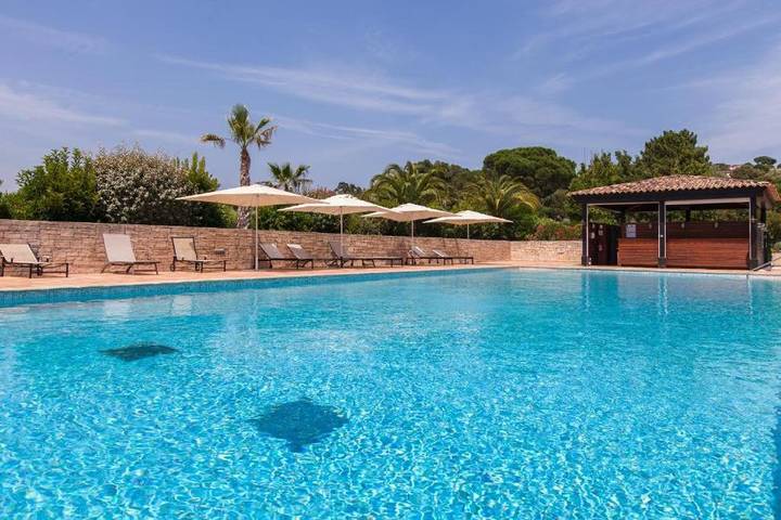 Villa pour 7 personnes, avec Balcon et Jacuzzi ainsi que Terrasse et Jardin à Gassin - 3
