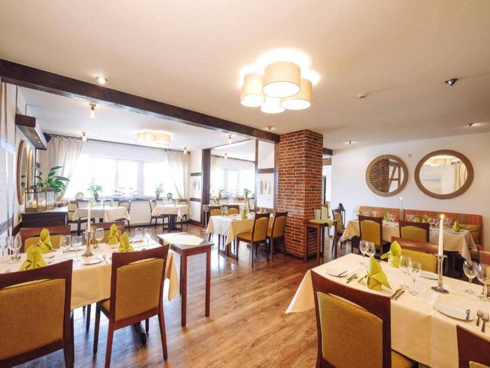 Ferienwohnung für 3 Personen, mit Sauna und Ausblick sowie Balkon/Terrasse und Seeblick, mit Haustier in der Lüneburger Heide - 4