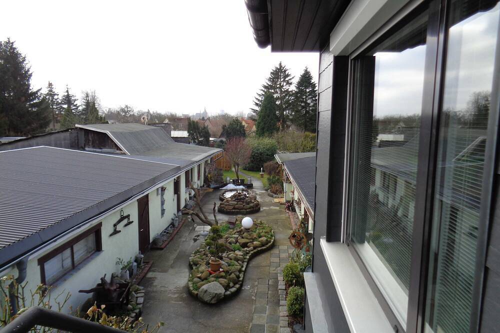Entire apartment, Ferienbungalow 2, Deutschland in Dierkow, Rostock