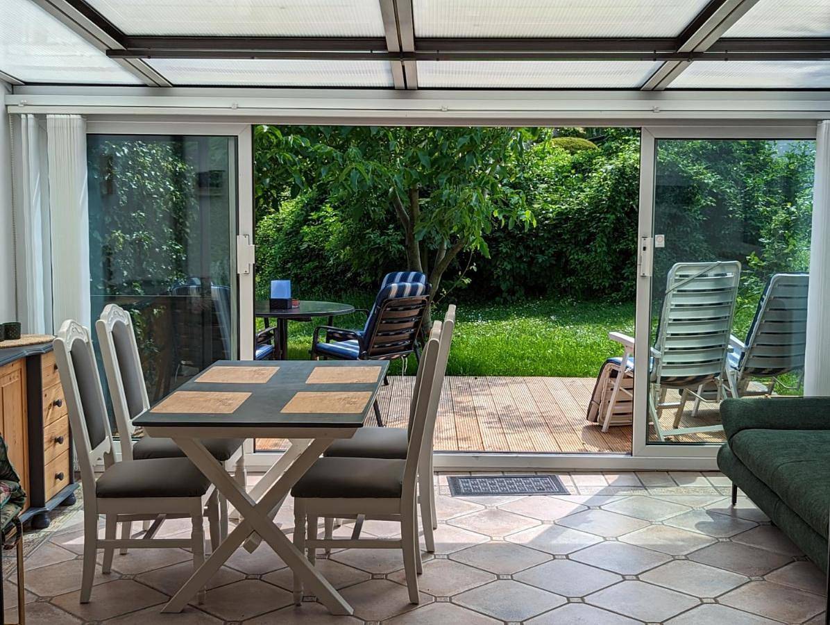 Garden View Apartment in Gemeinde Breitenbrunn am Neusiedler See, Leithaberg