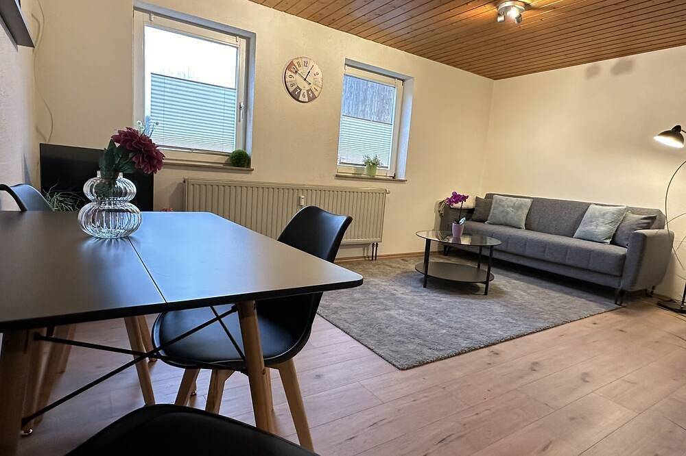 Apartamento inteiro, Moderne\/kleine und Gemütliche Fewo vor den Toren Donaueschingens in Donaueschingen, Central Black Forest