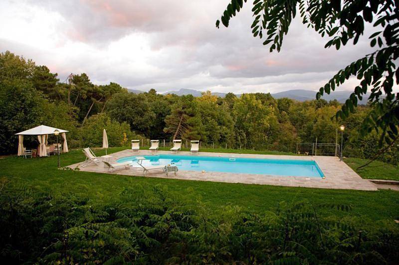 Villa Liz' Anwesen mit privatem Pool in Poppi, Casentino