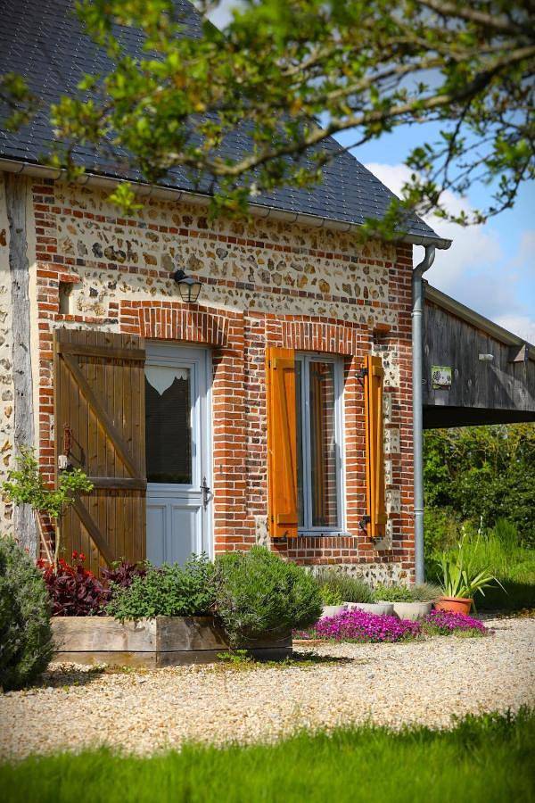 Location de vacances pour 4 personnes, avec Terrasse et Jardin dans Rai (Orne)