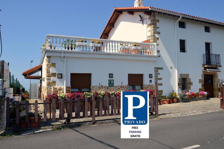 Casa rural para 12 personas, con vistas y terraza en Costa Vasca