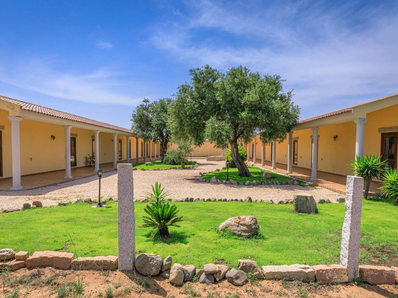 E) 13E B&B in Badesi, Olbia-Tempio