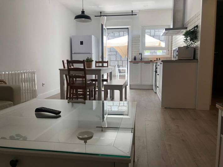 Apartamento para 7 personas, con jardín además de vistas y piscina en Real Sitio de San Ildefonso