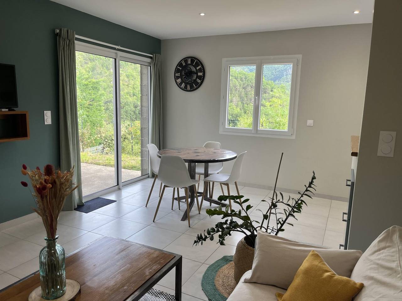 Appartement entier, Charmant Appartement aux Portes des Gorges ! in Mostuéjouls, Parc naturel régional des Grands Causses