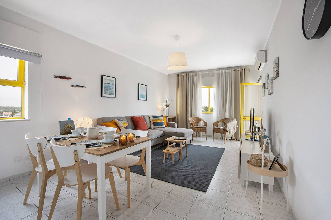 Entire apartment, Apartment "Casa Gaivota" with Shared Pool & Wi-Fi in Praia da Rocha, Portimão