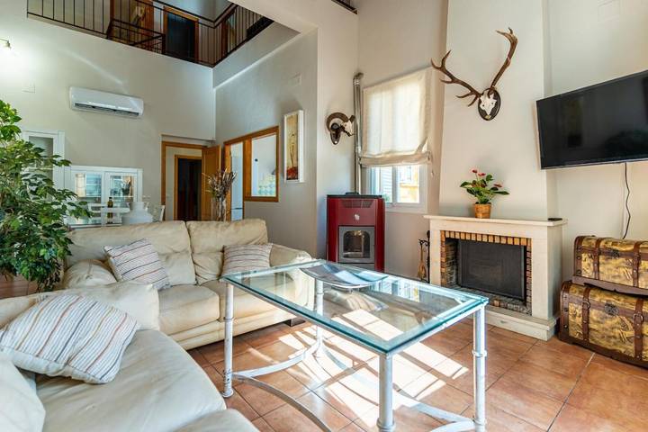 Casa rural para 7 personas, con jardín y piscina además de vistas y vistas al lago en Córdoba - 3