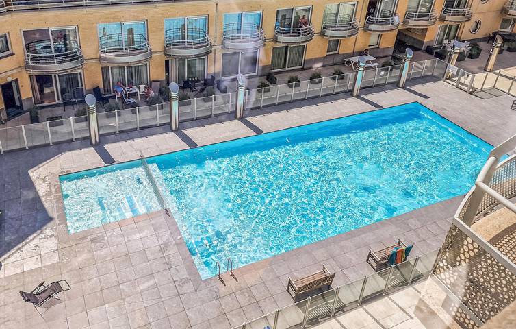 Ferienwohnung für 4 Personen, mit Terrasse und Pool in Oostende - 2