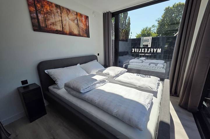 Ganze Wohnung, MYFLEXLiFE Panorama Suite Comfort | Klimaanlage | Garten | modern | Parkplatz in Frankenalb