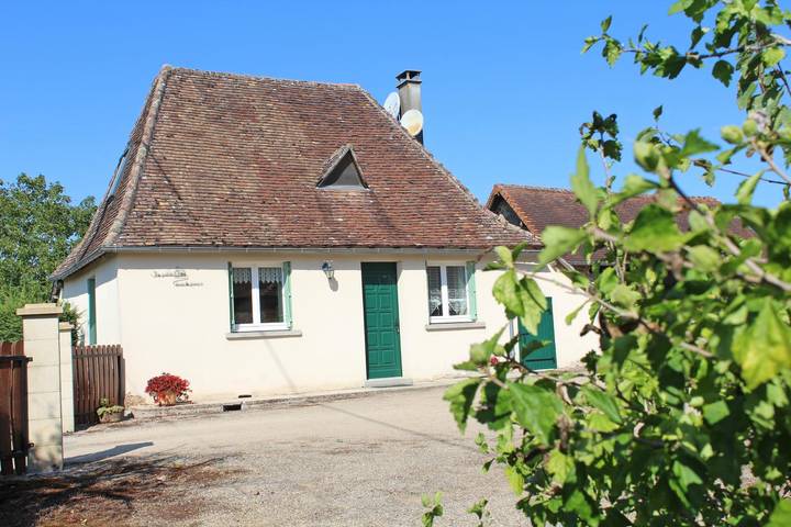 Gîte pour 4 personnes, avec jardin à Meuzac - 2