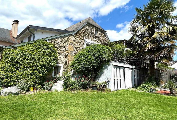 Gîte pour 4 personnes, avec terrasse et jardin - 1