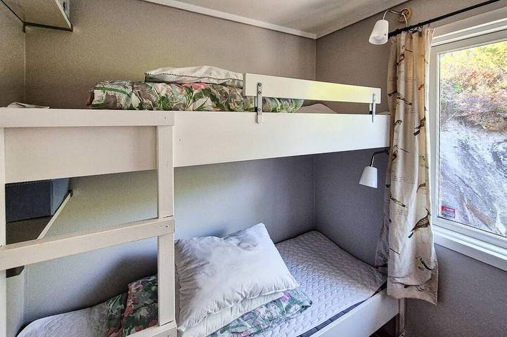 4 bedroom awesome home in Fusa in Fusa