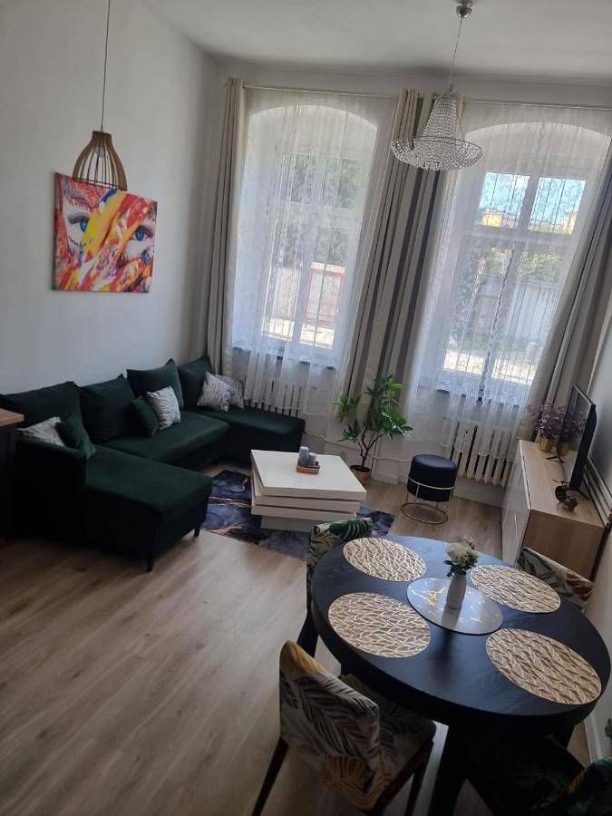 Cały apartament, Two-Bedroom Apartment in Świdnica, Dolny Śląsk