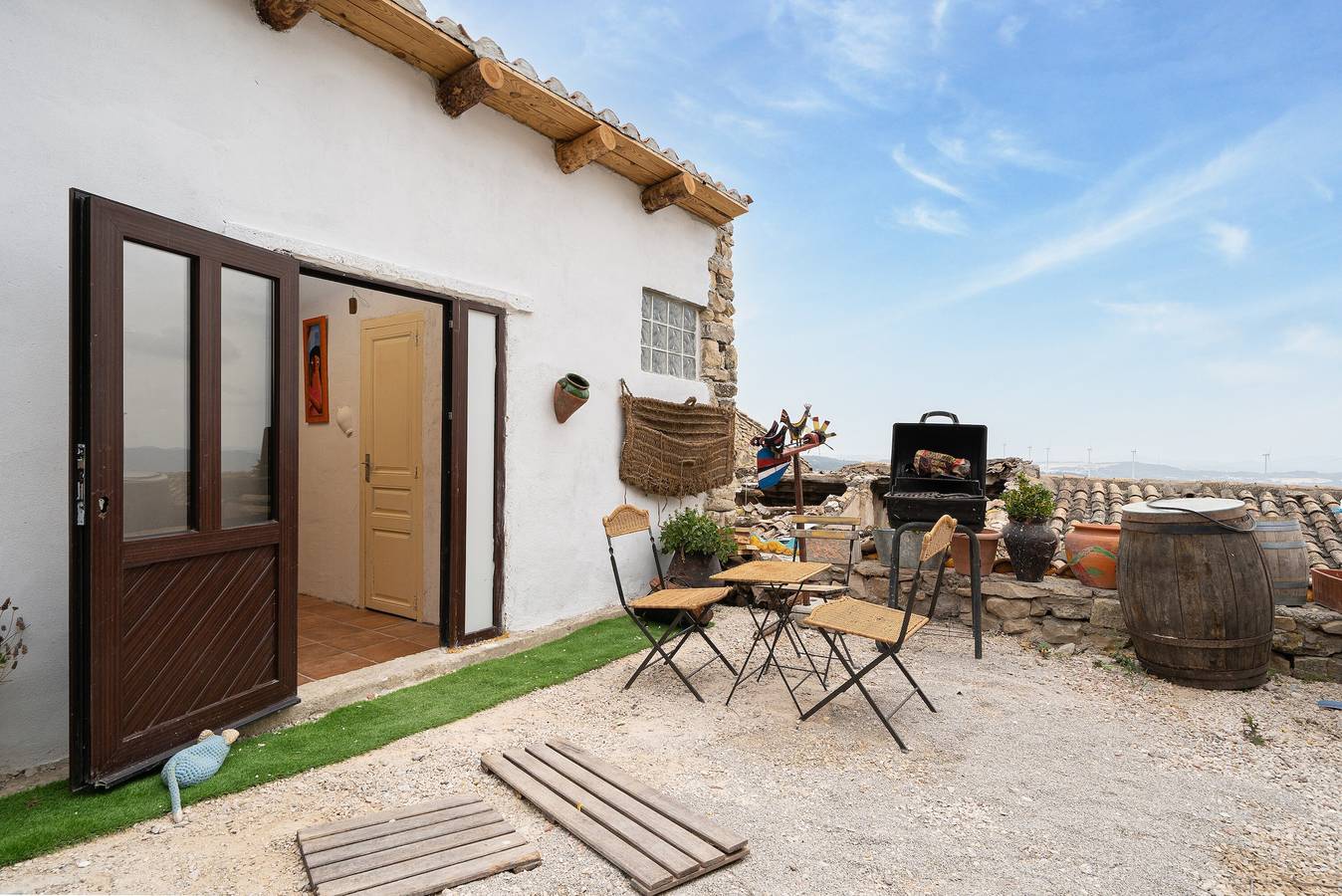 Entire apartment, Apartment 'El Mirador Del Cel 3' with Mountain View and Shared Terrace in Forès, Tarragona Province