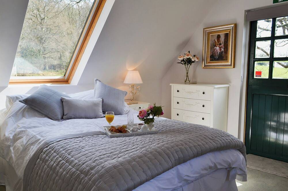 2 Schlafzimmer Unterkunft in Ardingly, near Haywards Heath in West Hoathly, West Sussex