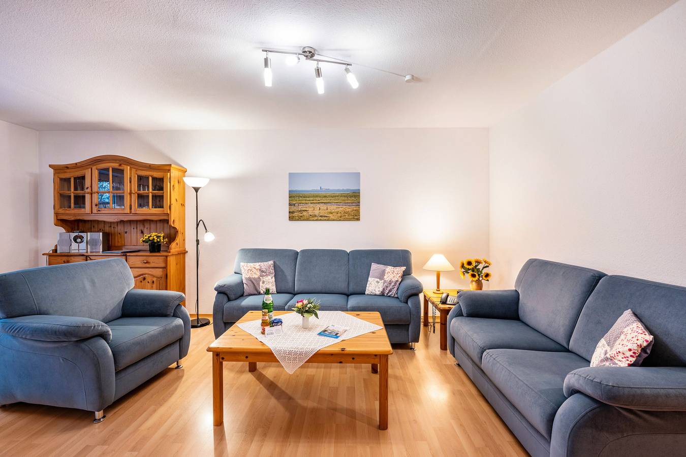 Ganze Wohnung, Ferienwohnung 'Fereinhof Paulsen - Lachmöwe' mit Privatterrasse, Gemeinschaftsgarten und Wlan in Tammensiel, Pellworm