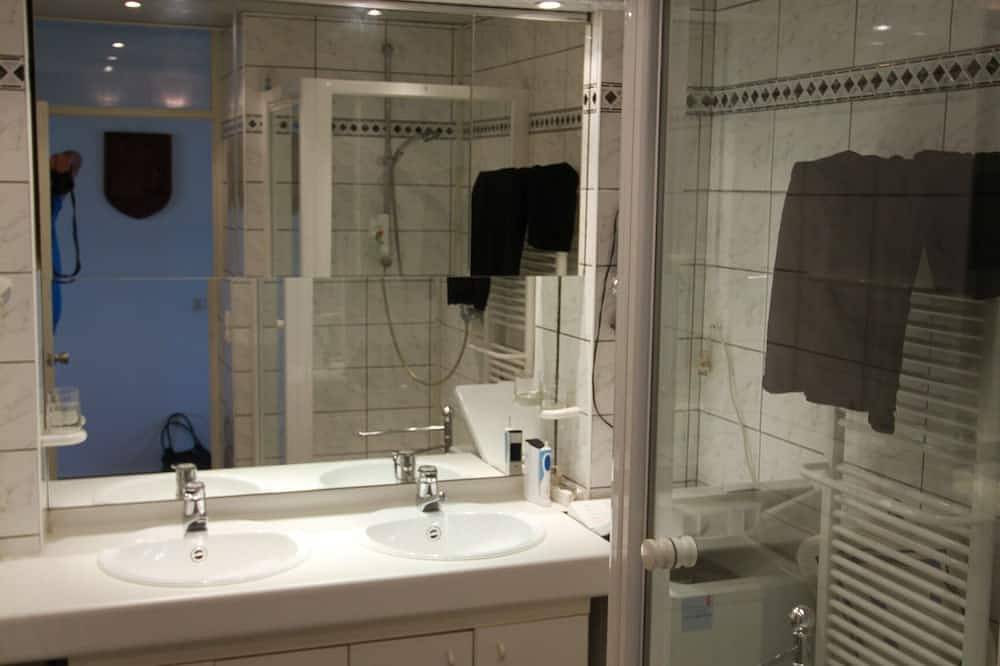 Ganze Wohnung, Traumhafter Blick auf die Nordsee - an der Strandpromenade mit großem Balkon in Westende, Middelkerke