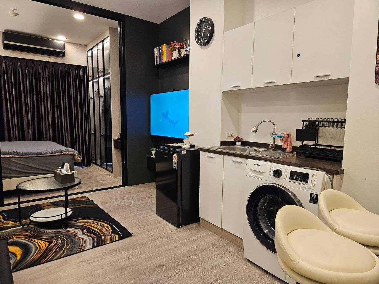 Appartement de vacances entier, Studio confortable au 12e étage, à 5-10 minutes à pied d'Iconsiam et du Bts in Bangkok, Thailande