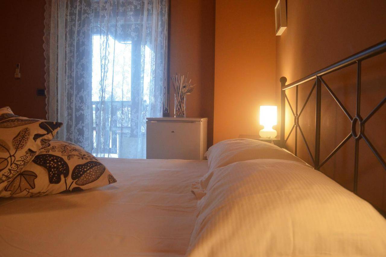 Double Room with Private Bathroom in Mascalucia, Catania e dintorni