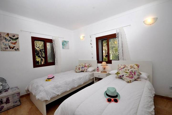Private villa 6 pax, pool, wifi, in Costitx im zentrum der insel in Costitx, Mallorca Inselmitte