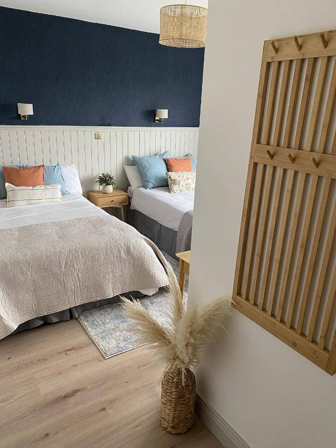 Location de vacances pour 2 personnes, avec jardin ainsi que terrasse et vue, animaux acceptés dans Liscannor - 4