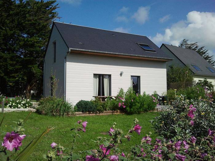 Gîte pour 4 personnes, avec jardin à Montmartin-sur-Mer