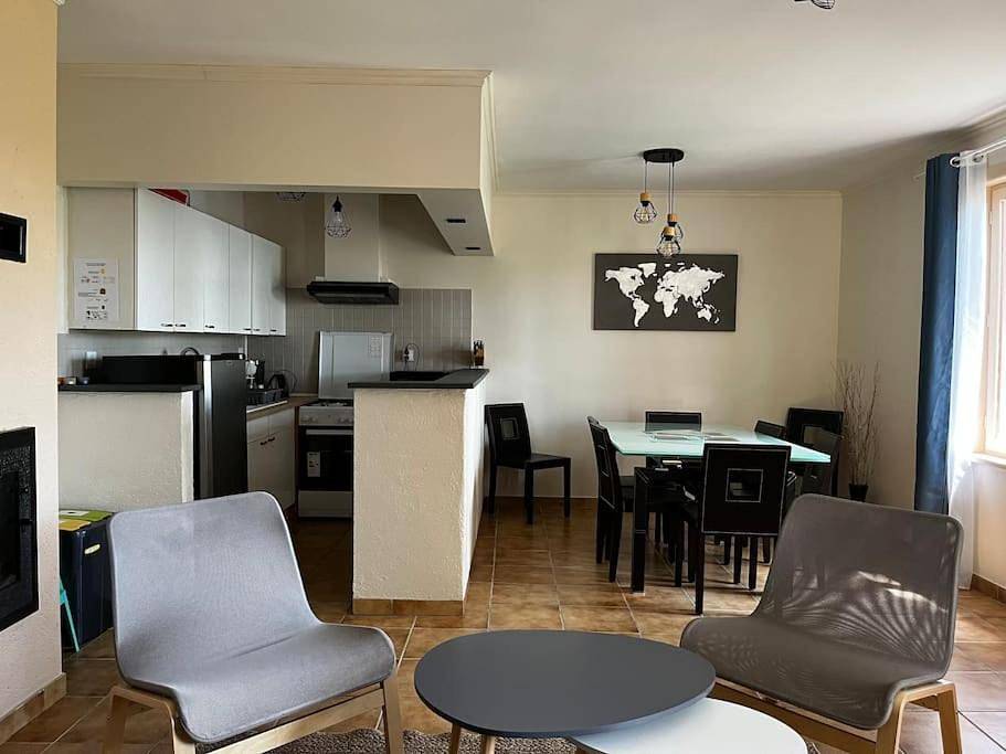 Gîte 6 personnes dans un écrin de verdure avec vue in Agnac, Région de Marmande