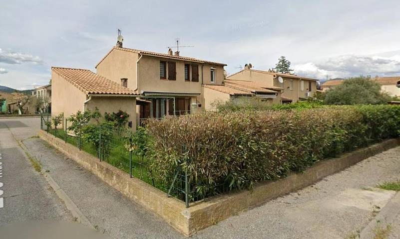 Location de vacances pour 6 personnes, avec vue ainsi que jardin et terrasse, animaux acceptés à Les Mées - 4