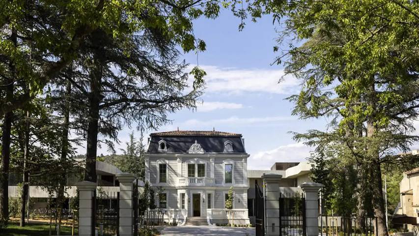 Gîte pour 4 personnes, avec terrasse, animaux acceptés dans Casino de Greoux les Bains